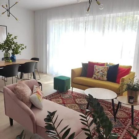 Zrodlana - Caloroczne Na Wylacznosc Apartment