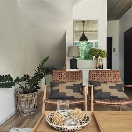 Zrodlana - Nad Morzem Kolo Debek Apartment *