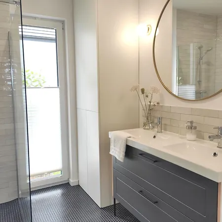 Apartment Zrodlana - Nad Morzem Kolo Debek *