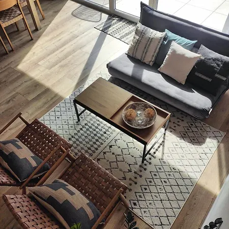 Zrodlana - Caloroczne Na Wylacznosc Апартаменты *