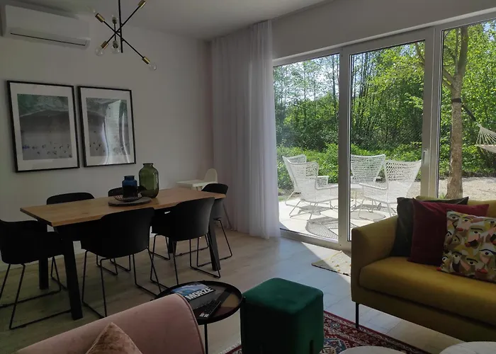 Апартаменты Zrodlana - Caloroczne Na Wylacznosc